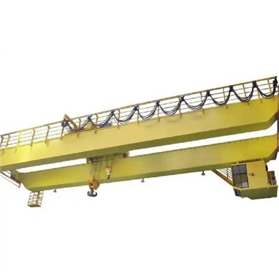 Kranbrücke und Trolley